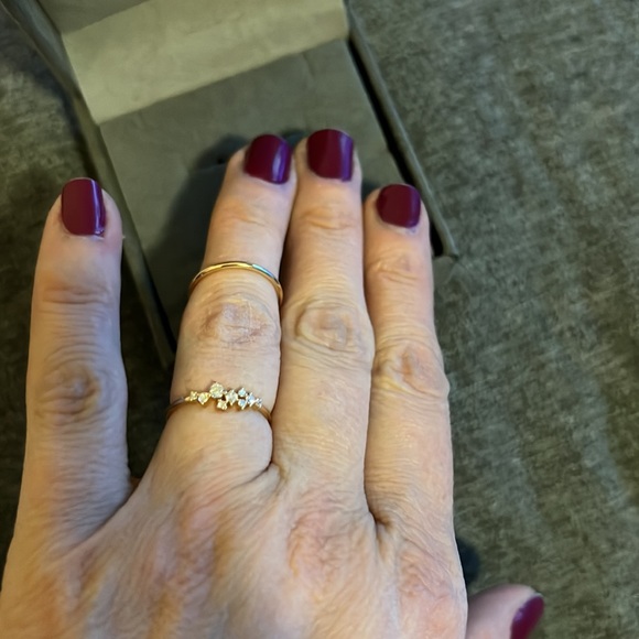 SOLD - Beautiful Galaxy diamond engagement ring & tiny wedding band - US 4.75 - Picture 5 of 5